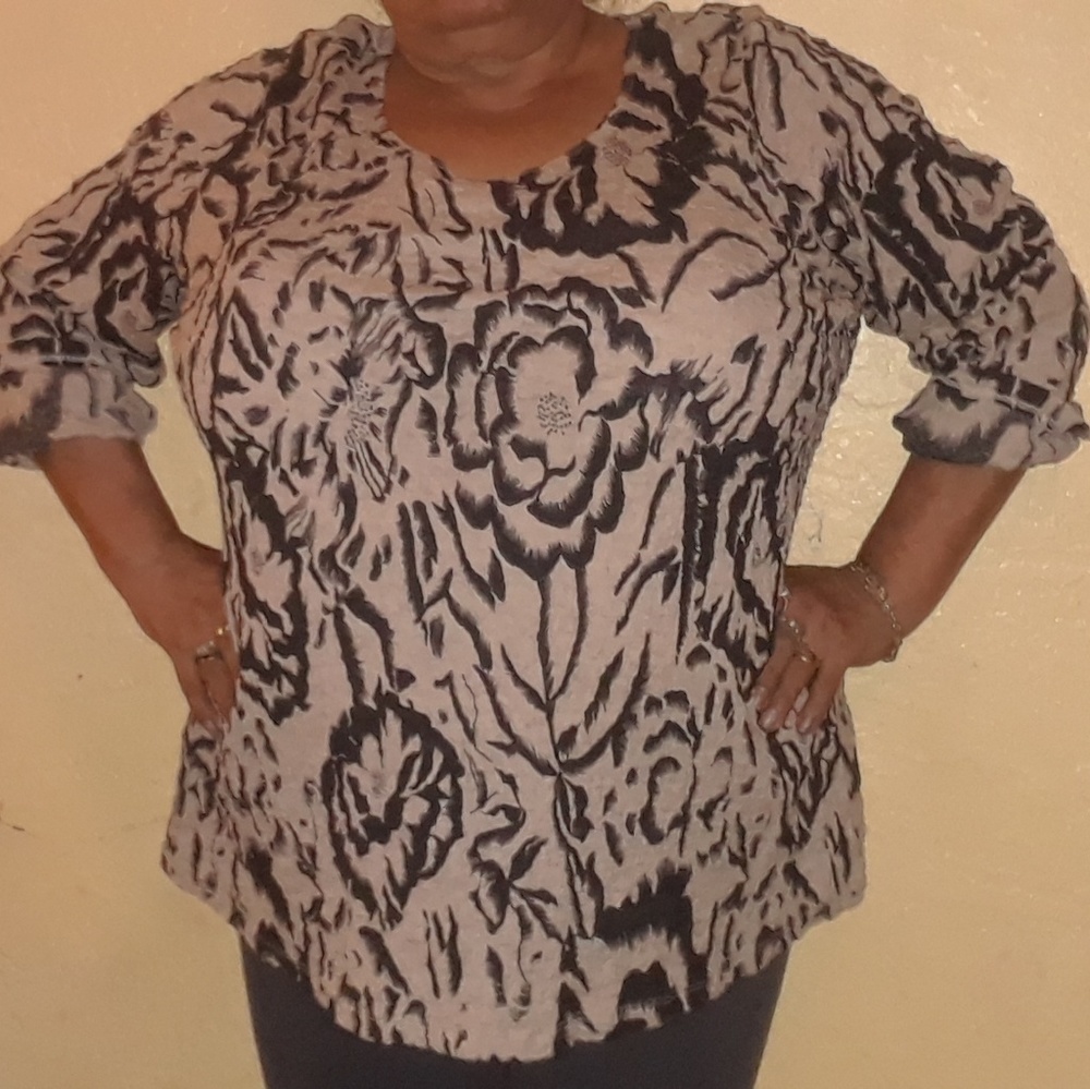 Plus crinkle tee